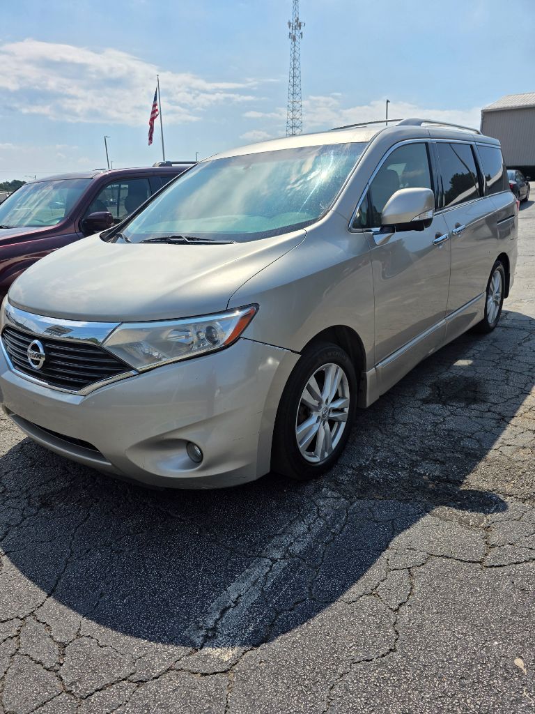 2013 Nissan Quest LE