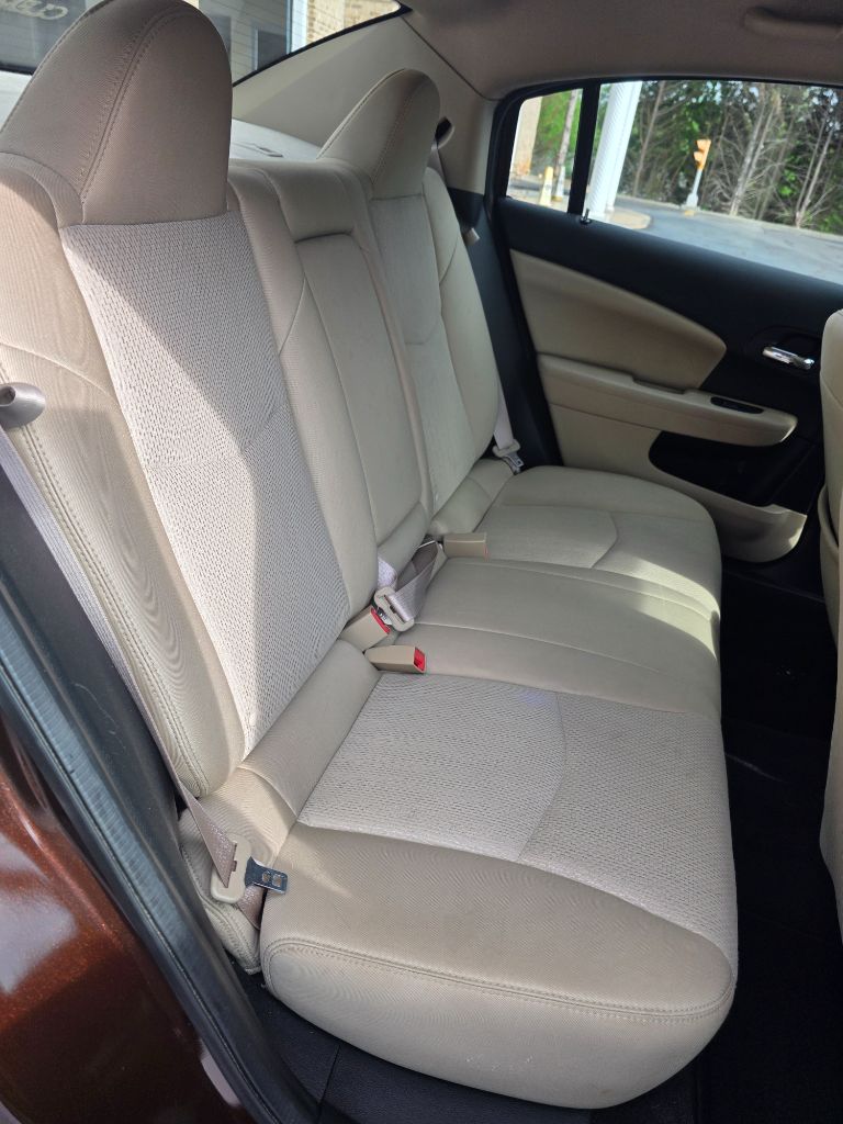 2012 Chrysler 200 Touring - Photo 21