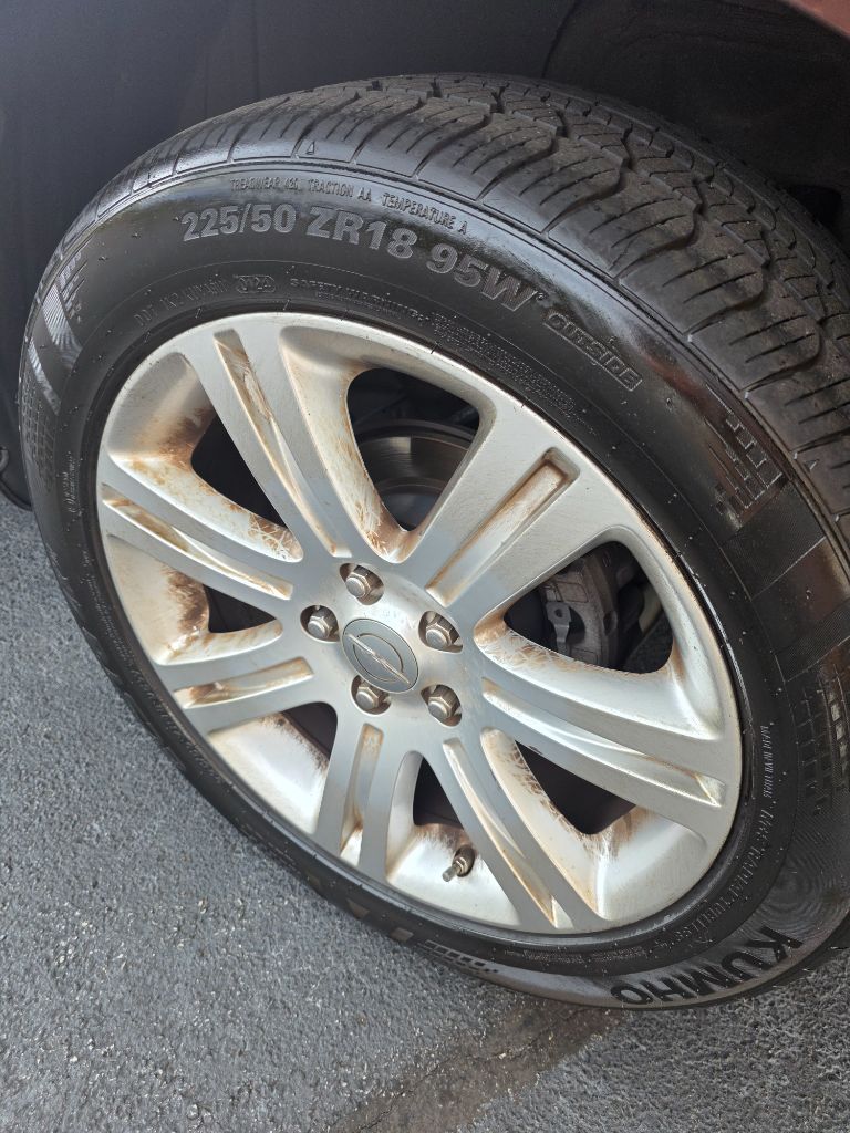 2012 Chrysler 200 Touring - Photo 8